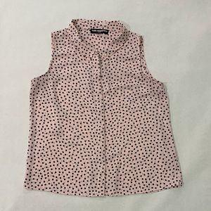 Karl Lagerfeld Tops - EUC Karl Lagerfeld Paris XL Magdalyn Pearl Detail Karl Lagerfeld Tops - EUC Karl Lagerfeld Paris XL Magdalyn Pearl Detail